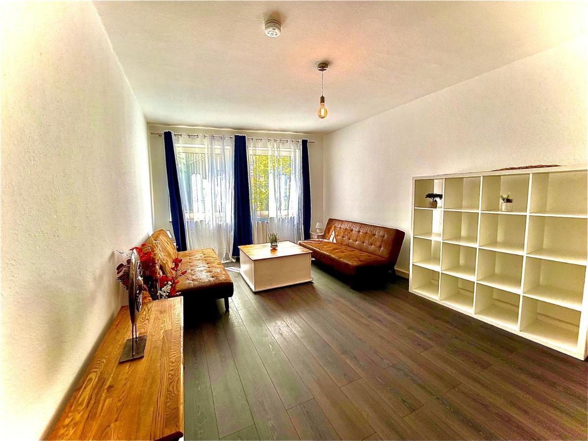 Geraeumige Wohnung Im Herzen Kassels Bagian luar foto